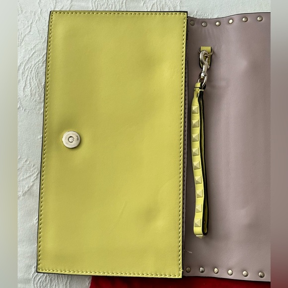 Valentino Clutch - Picture 12 of 15